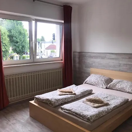 Makss Guest house